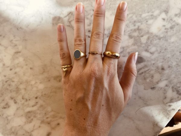 Dangling Shark Tooth Charm Ring - Afbeelding 4