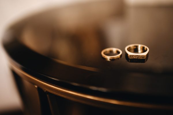 Squared Wedding Bands Fingerprint Engraved - Afbeelding 3